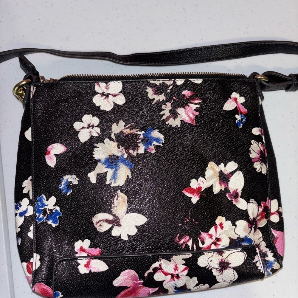 Liz Claiborne Black Floral Crossbody Bag - Picture 10 of 11